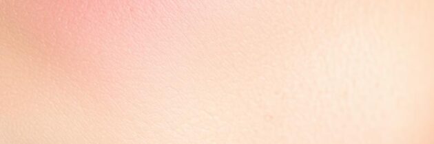 Peeling z kwasem salicylowym – właściwości i efekty dla cery tłustej