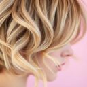 Jak stylizować połamane fale na krótkich włosach? Praktyczne porady